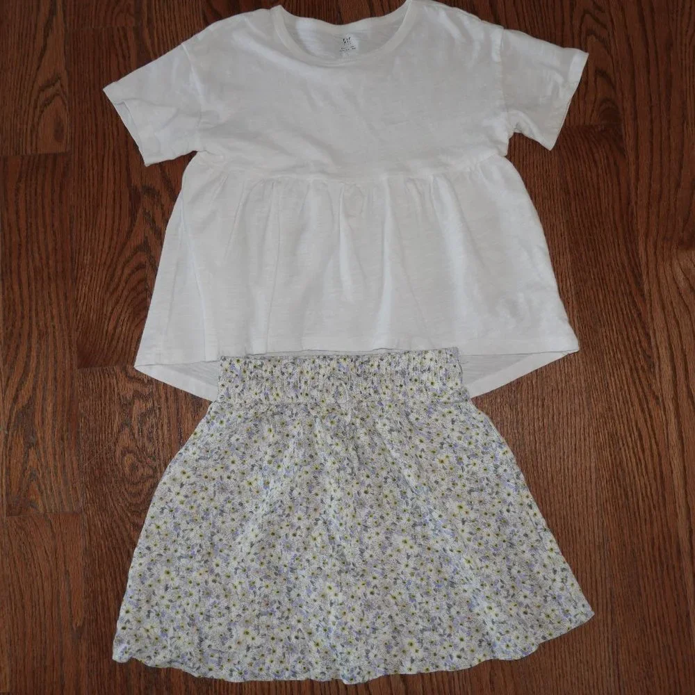 Girls Size Small Gap White Top with Copper Key Pastel Floral Skirt